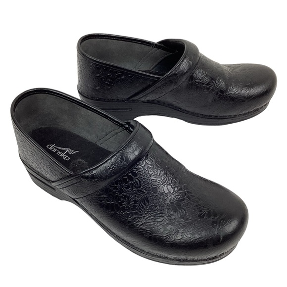 Dansko Professional Tooled Leather Clogs Black - Picture 6 of 12